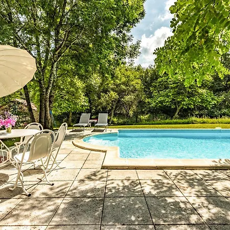 4 Bedroom Amazing Home In Caylus
